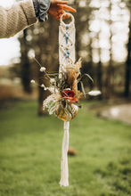 Load image into Gallery viewer, The Infinity Hanger